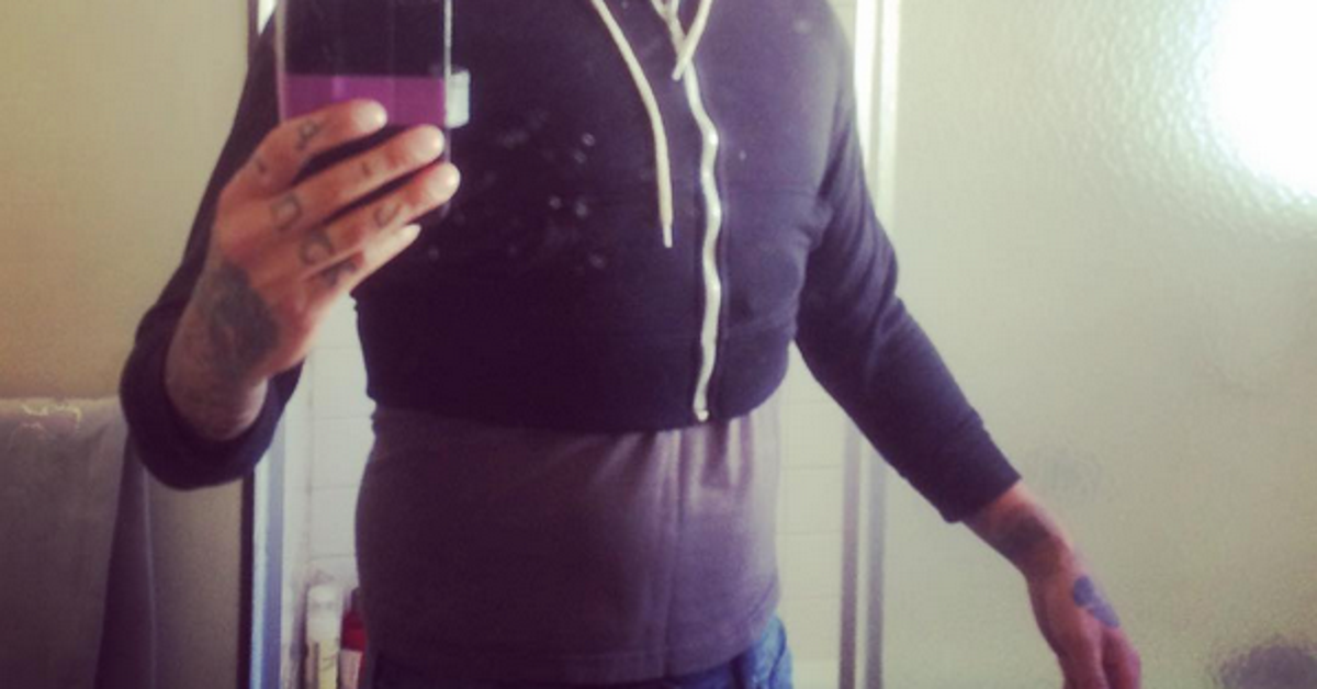 These Dudes Are Turning The Tables On Girlfriends Who Steal Their