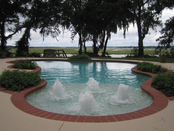 Bubblers With Fountain