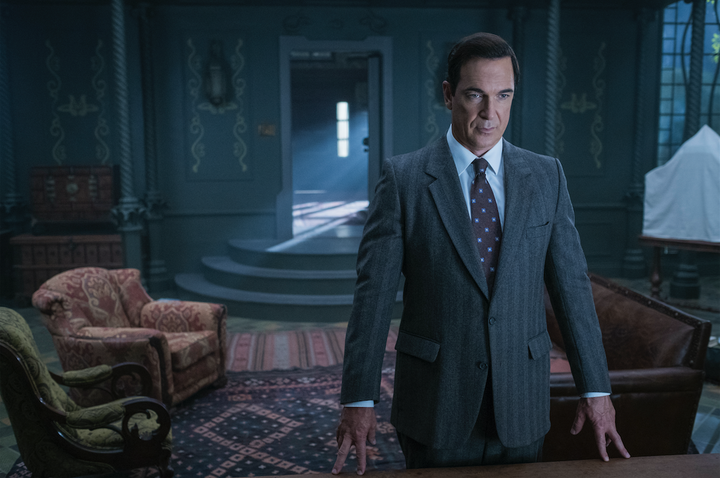 Patrick Warburton as Lemony Snicket. 