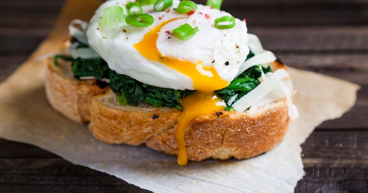 All The Ways You Could Ever Want To Poach An Egg | HuffPost Life