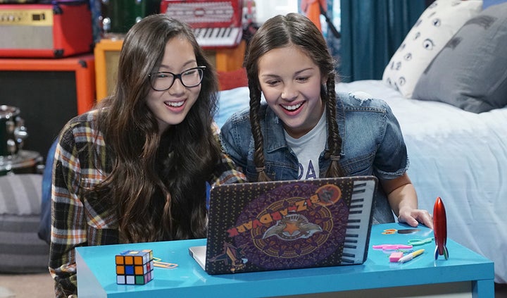 Meet Bizaardvark Stars Madison Hu And Olivia Rodrigo The Tv Leading