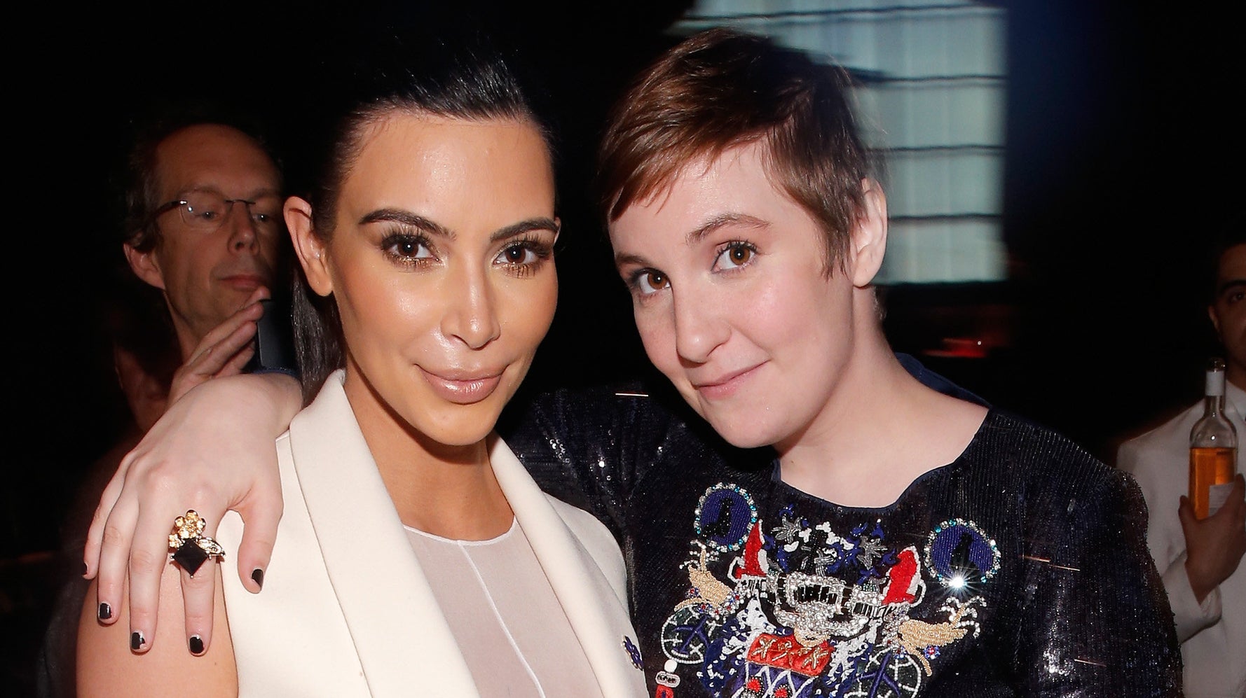 Lena Dunham's 'Heart Is With Kim' Kardashian After Terrifying Robbery