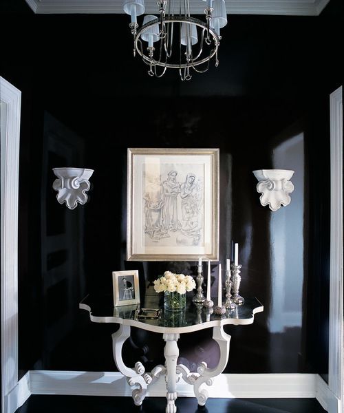 How Shiny Black Can Take Your Room to the Next Level
