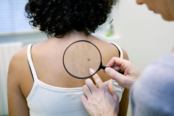 U.S. dermatologists received payments worth a collective $34 million from drug companies in 2014, according to a new analysis.
