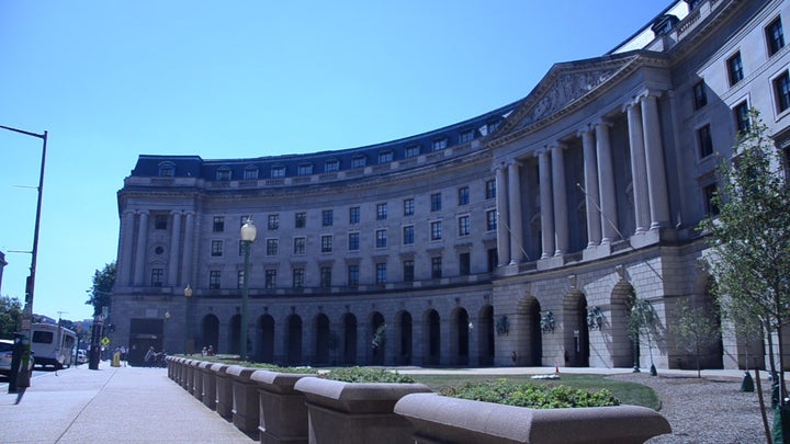 The U.S. Environmental Protection Agency's headquarters in Washington, D.C. The EPA has struggled to coordinate with states on Clean Air Act enforcement.