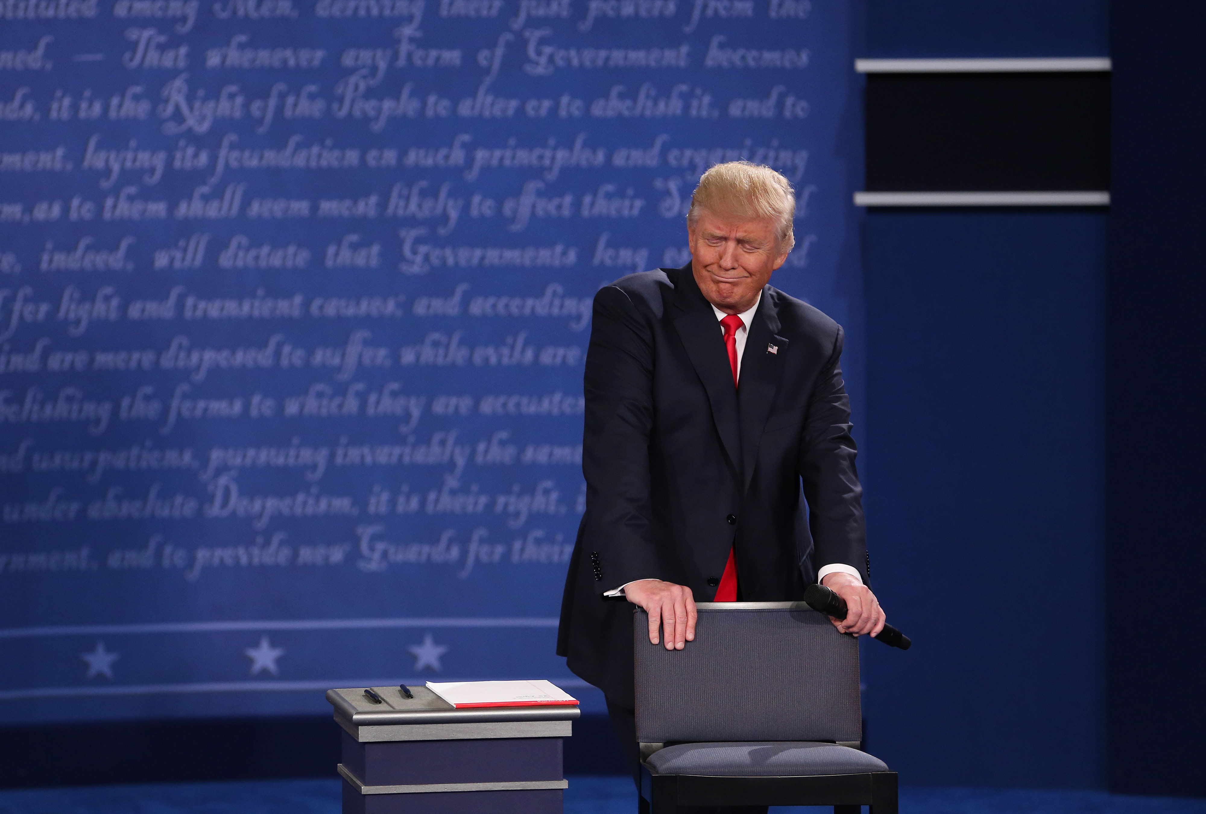 Donald Trump Fell In Love With His Debate Chair Right Before Our Eyes ...