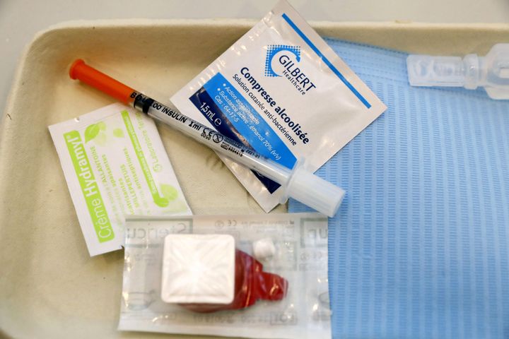 A tray with material for injections is seen at the SCMR (Drug supervised injection site).