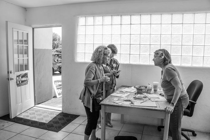 Volunteer phone bank sign-up.
