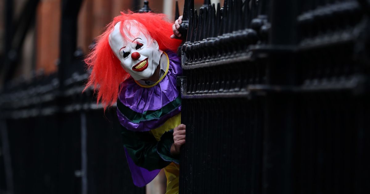Russian Embassy Warns Citizens of 'Killer Clown' Craze Sweeping The UK