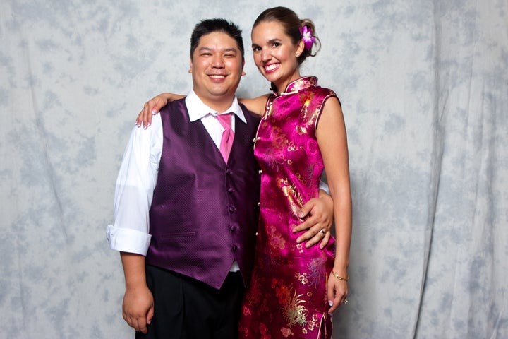 Near the end of the reception, I quickly changed into a Chinese cheongsam and we hit the photo booth!