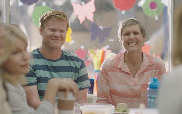 Jesse Plemons and Molly Shannon star in a scene from "Other People."