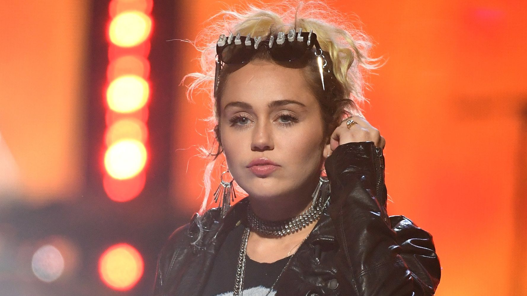 Miley Cyrus Opens Up About Being Pansexual And Gender Neutral Huffpost Communities