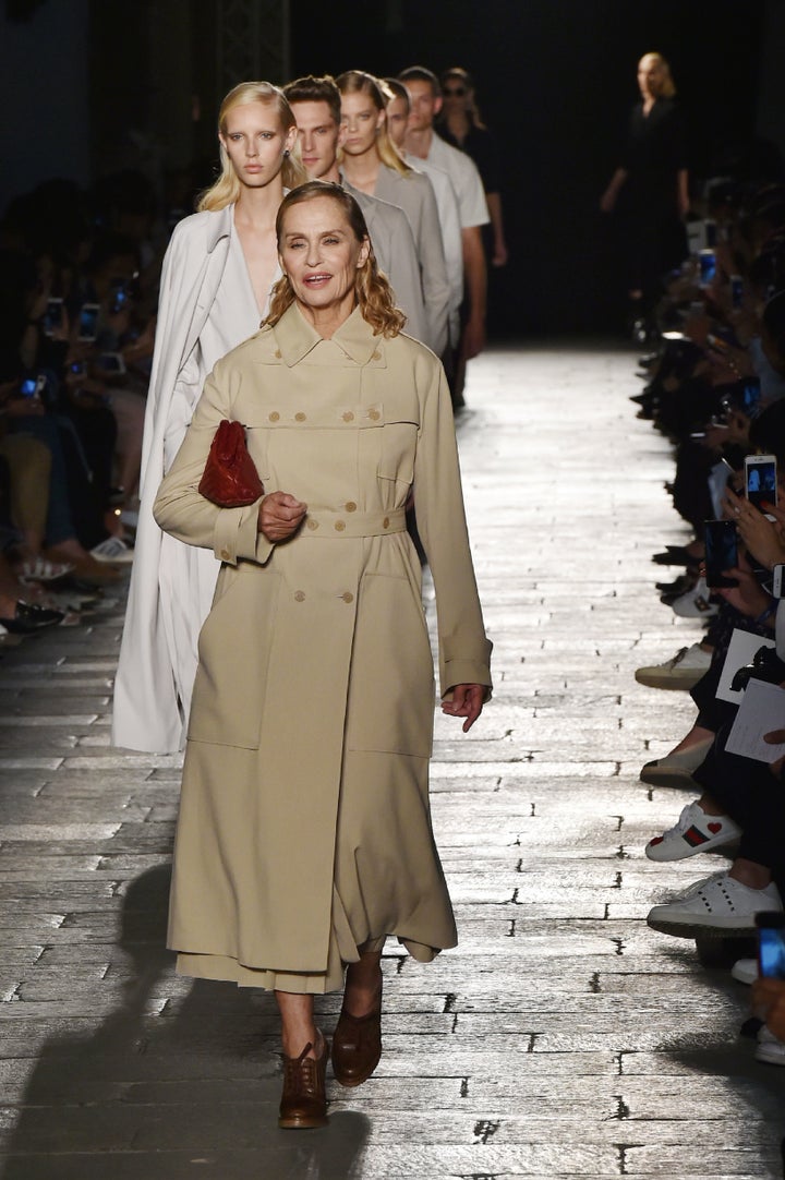 Lauren Hutton walks at Bottega Veneta. 