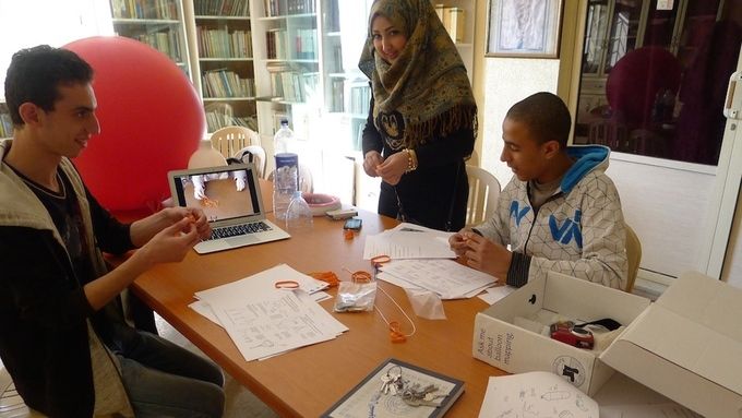 Amal, Firas and Mustapha planning the balloon mapping.