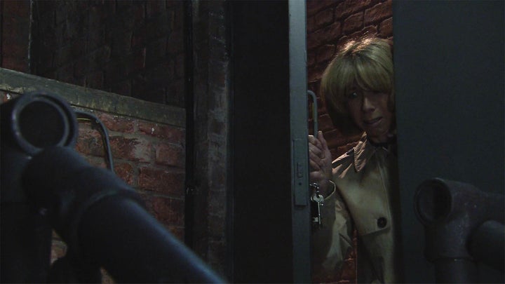 <strong>Gail checks on David </strong>