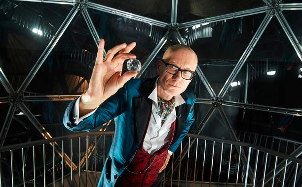 <strong>Stephen Merchant took on hosting duties in this one-off special for Channel 4's 'Stand Up To Cancer' </strong>