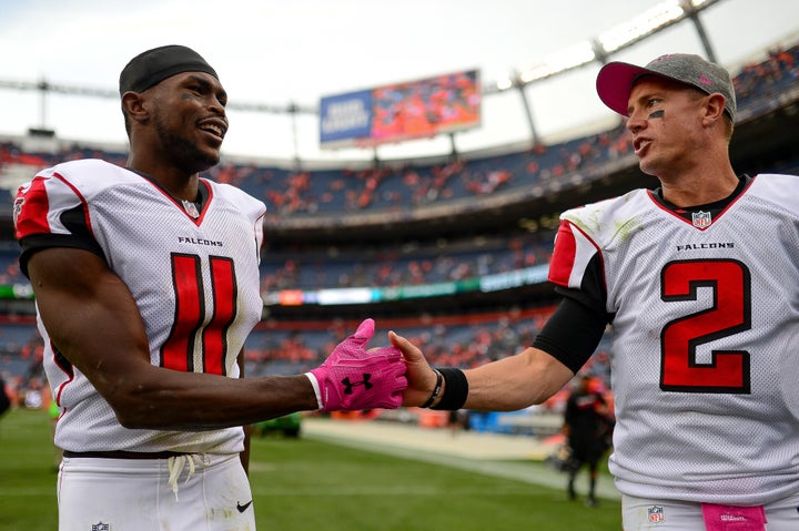 AJ Brown shows respect to Julio Jones with great gesture