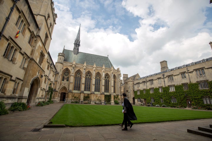 <strong>86 Exeter College students are living in an Oxford hotel while building work is finished </strong>