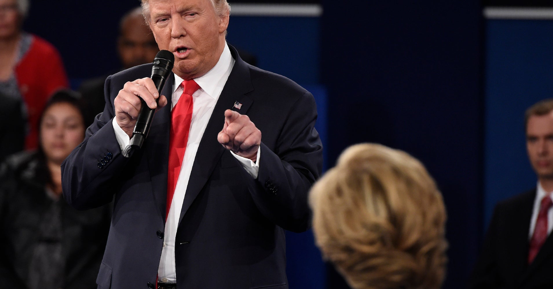 What to bring to register to vote