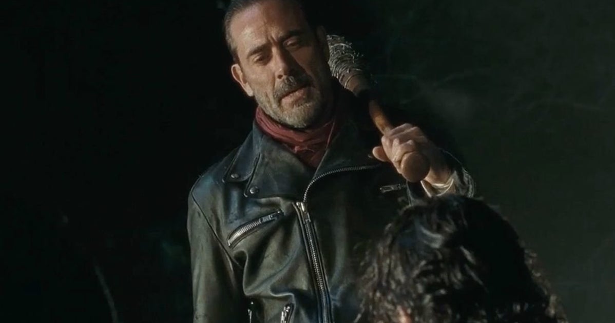 Here's Who Negan Killed On The Emotional 'Walking Dead' Premiere ...