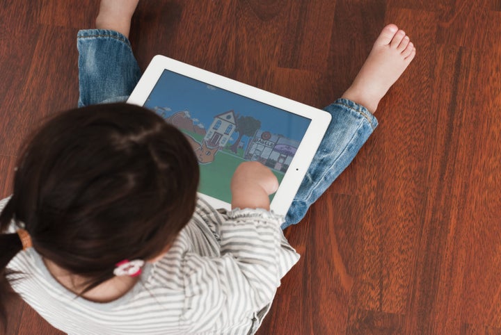 AAP Changes Screen Time Guidelines For Kids Under 2 | HuffPost Life