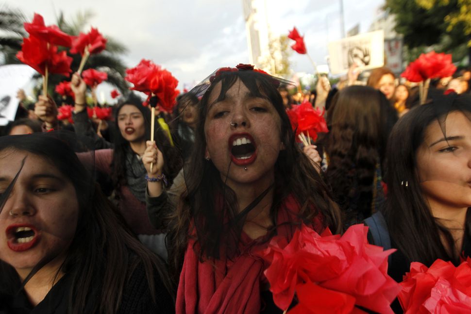 27 Powerful Images Of Women Protesting Against Femicide In Latin America HuffPost