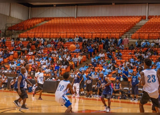 The alumni pep rally drew in nearly 500 attendees at Wilkerson Greines Activity Center
