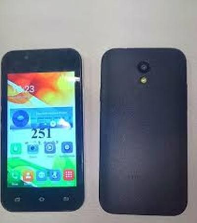 Freedom 251 Front-Back