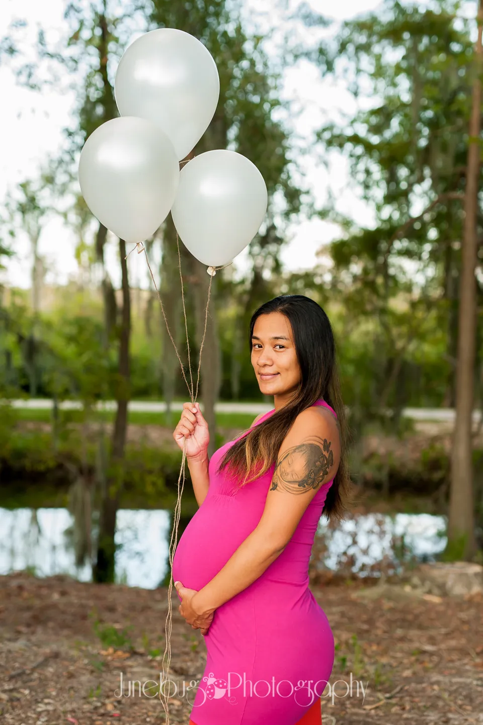 This Woman Did A Stunning Maternity Shoot After Going Through Six  Miscarriages