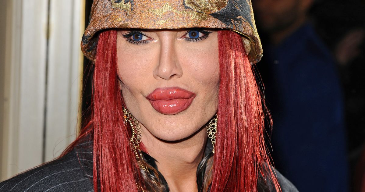 Pete Burns Dead: Tributes Pour In For 'You Spin Me Round' Singer ...