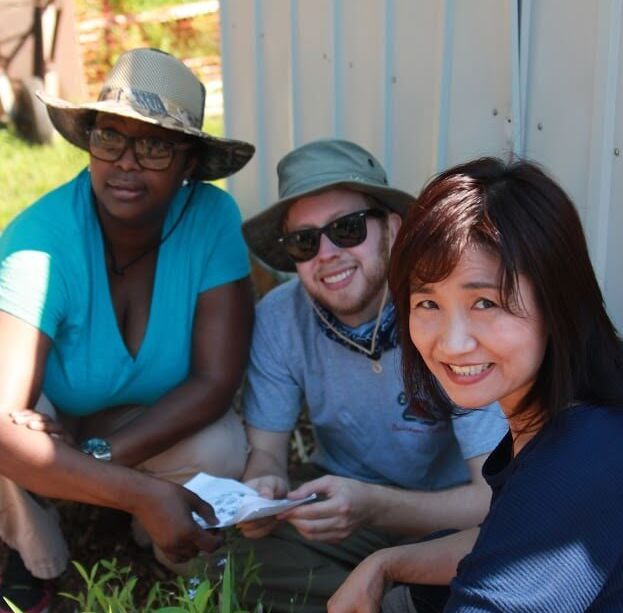 Students at Columbia Theological Seminary participate in service learning.