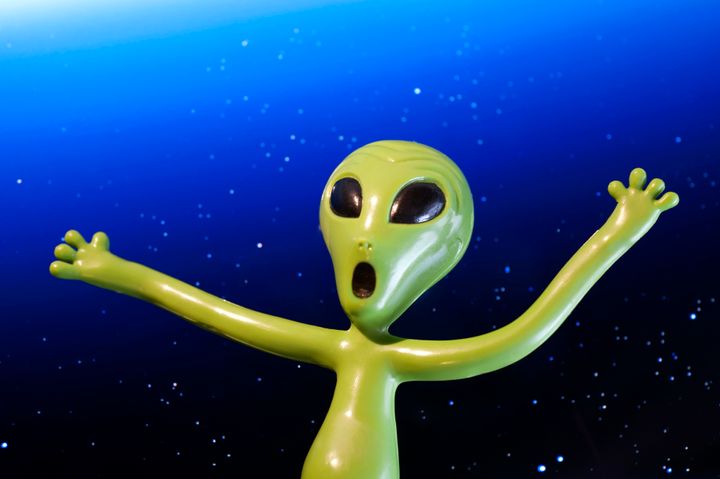 An alien discovers that he isn't real (simulation). 