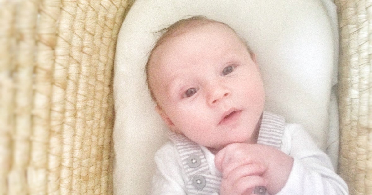 Babies Should Sleep In Parents' Room in Separate Cot To Avoid SIDS