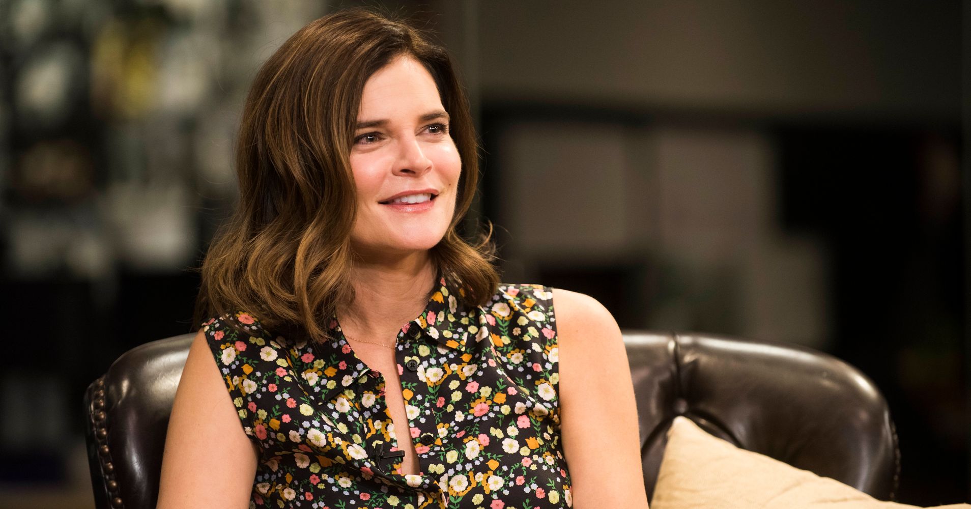 Betsy Brandt On The Breaking Bad Scene She Still Cant Watch Huffpost 