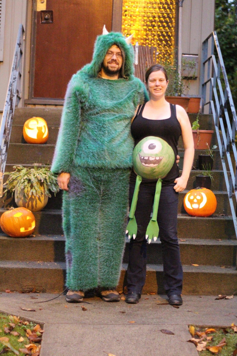 41 Creative Halloween Costumes For Pregnant Women