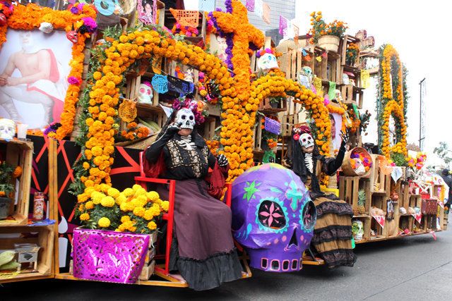 Mexico City Stages James Bond-Inspired Day Of The Dead Parade | HuffPost