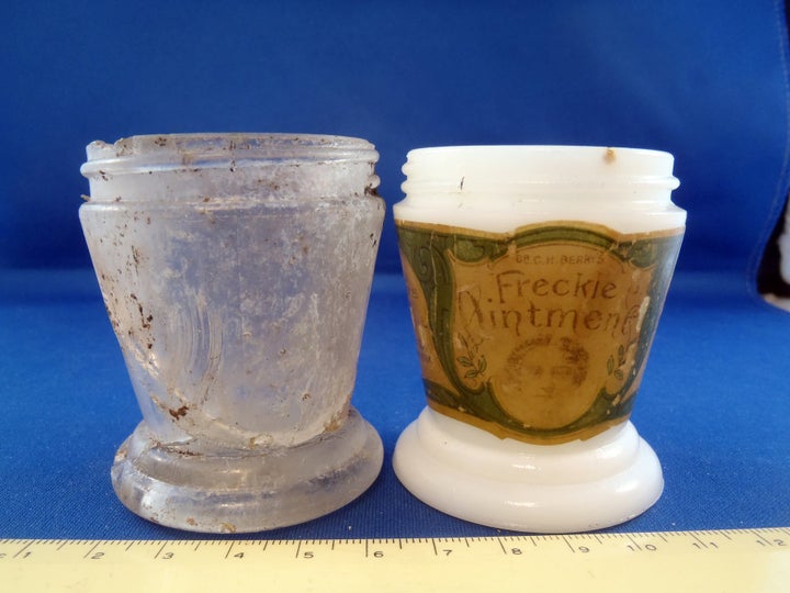 This jar on the left was found on Nikumaroro island. It is extremely similar to a product used in the 1930s to prevent freckles, which Earhart had.