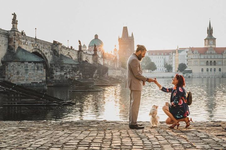 Never one to follow the rules, Sonja decided to pop the question -- with an assist from her dog! 