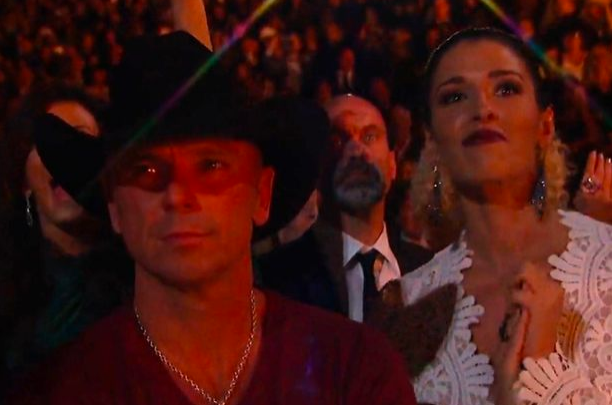 Kenny Chesney kept a poker face throughout Beyonce's performance, which didn't go unnoticed 