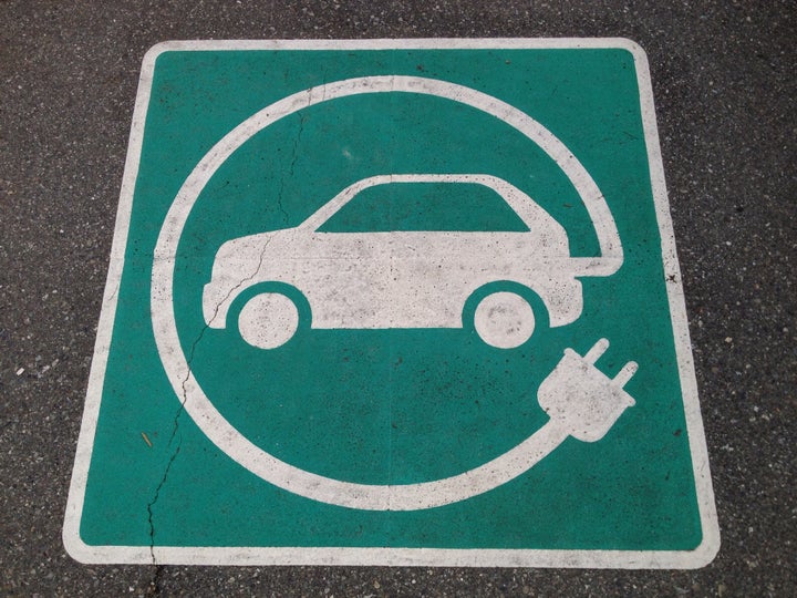 Electric vehicles are a key part of the energy revolution. © Paul Krueger/Flickr via Creative Commons license