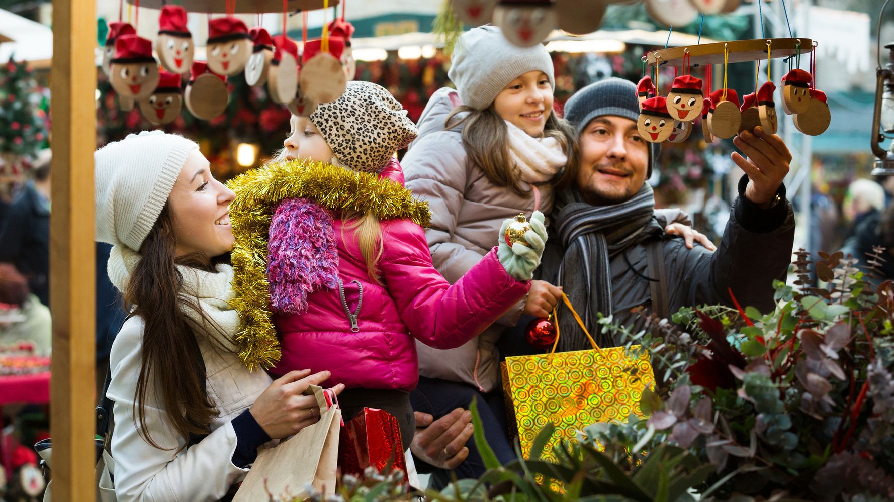 12 Tweets That Sum Up The Stages Of Christmas Shopping When You Have