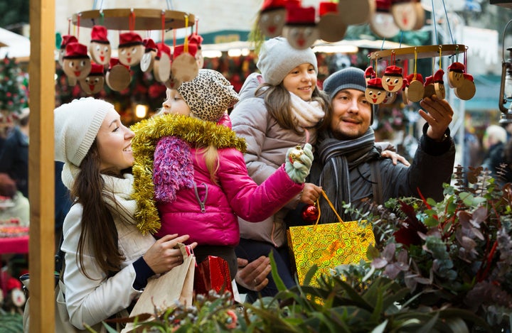 12 Tweets That Sum Up The Stages Of Christmas Shopping When You Have