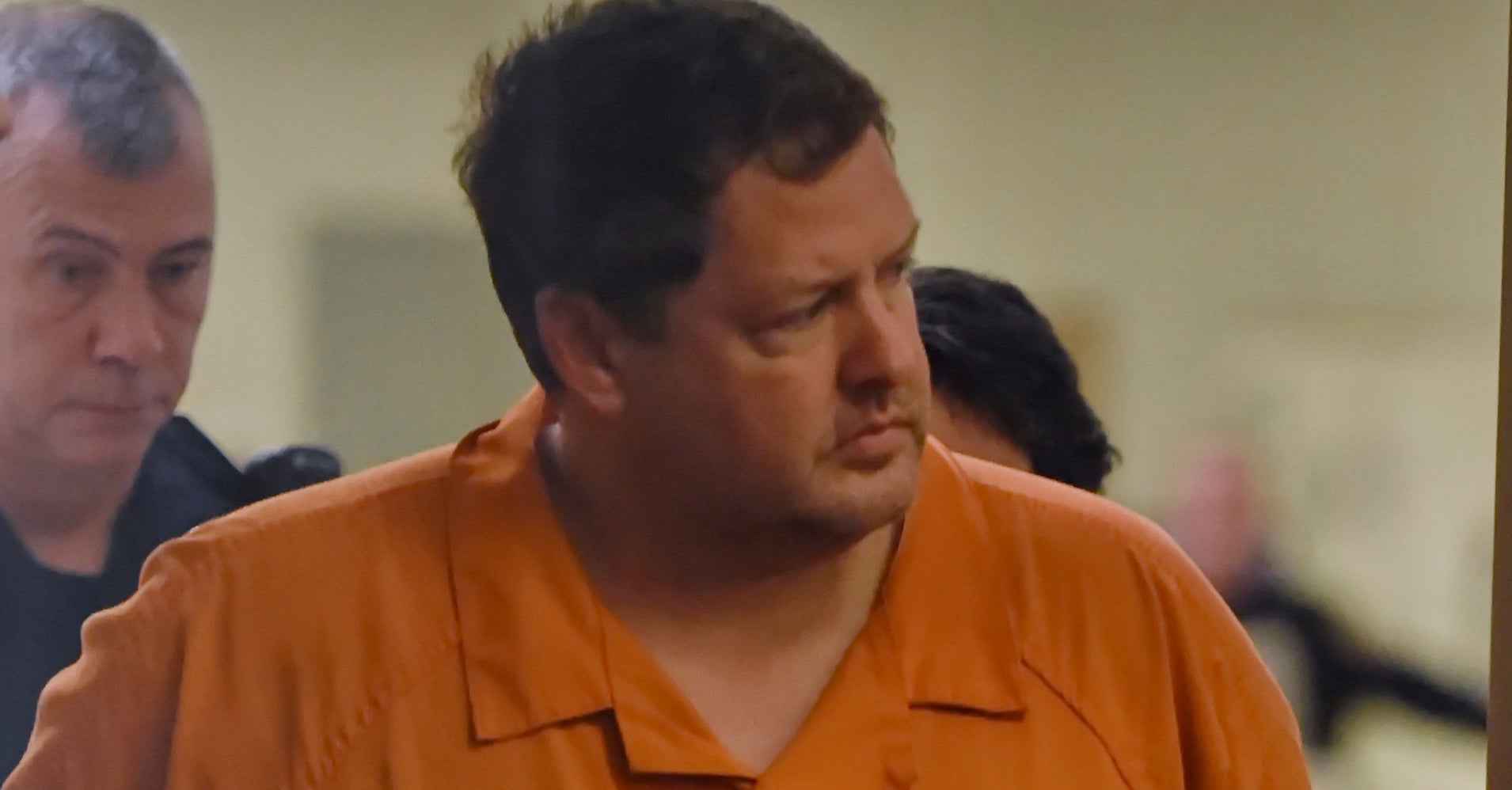 Serial Killer Suspect Linked To Eerie Amazon Reviews HuffPost