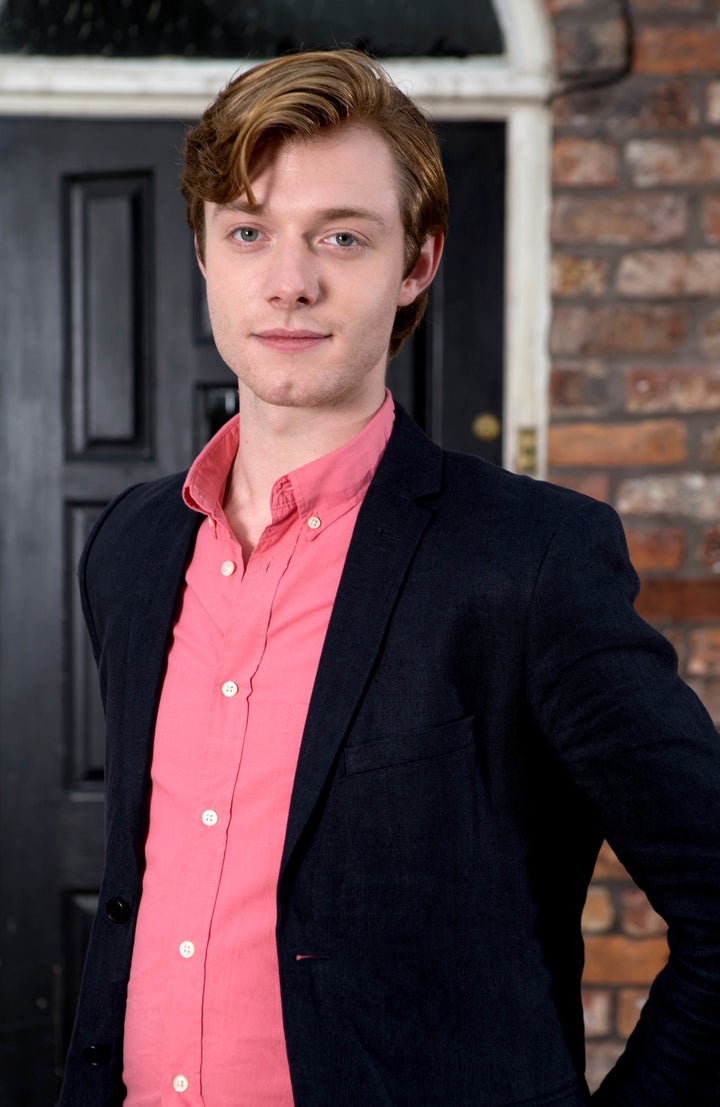 <strong>Rob Mallard as Ken Barlow's son, Daniel </strong>