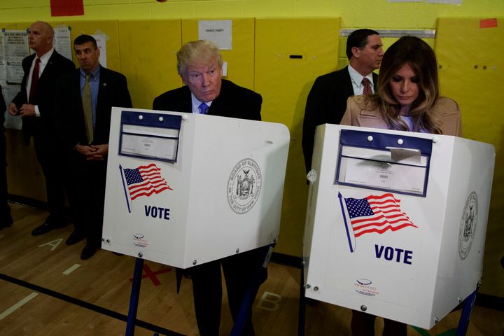 <strong>Donald and Melania Trump cast their votes</strong>