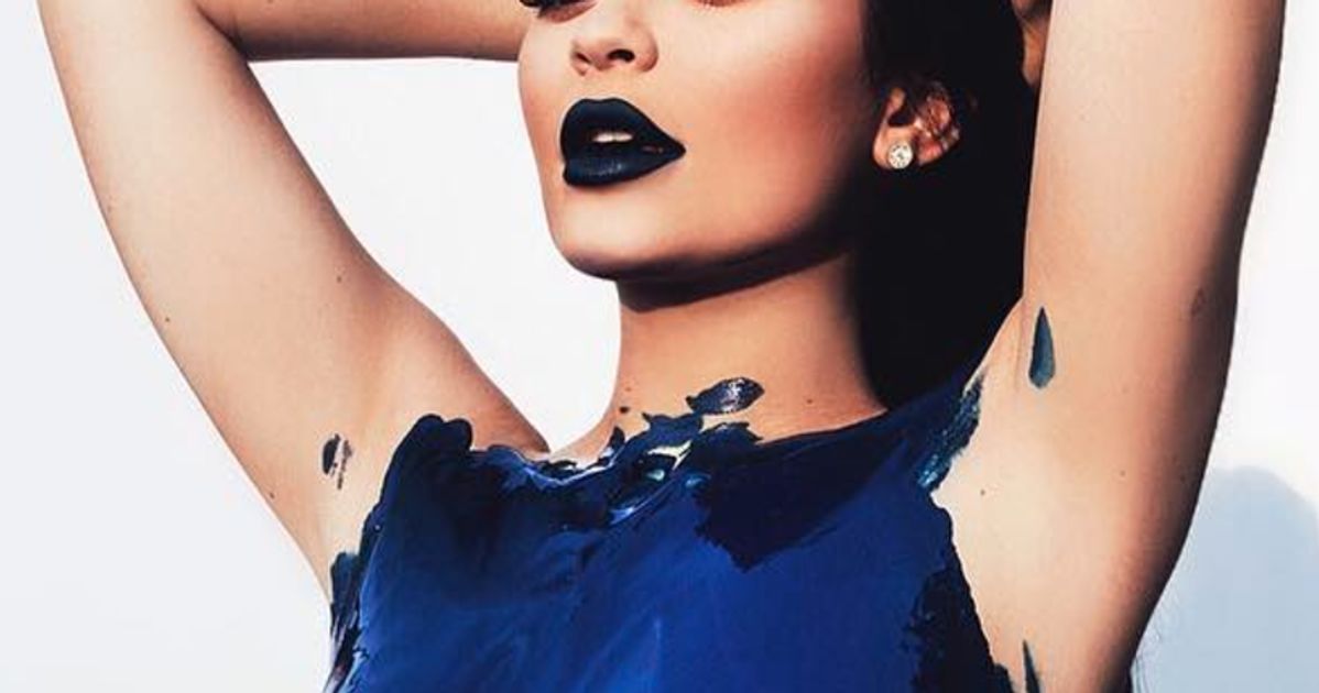 Meanwhile, heres kylie jenner naked and covered in blue paint - scoopnest.com