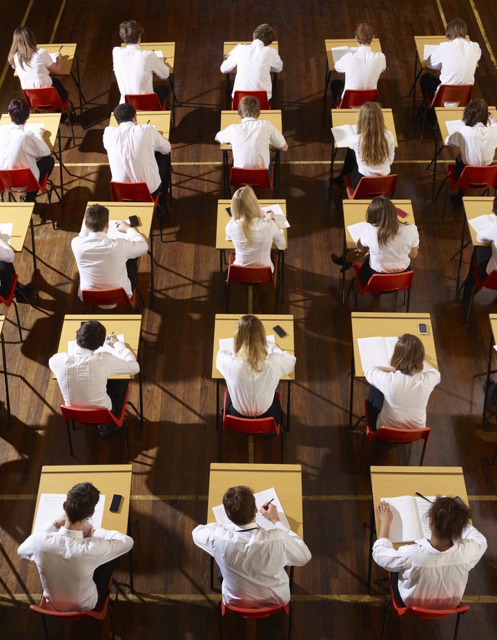 Schools must help disadvantaged white students do better in exams, the Sutton Trust says 