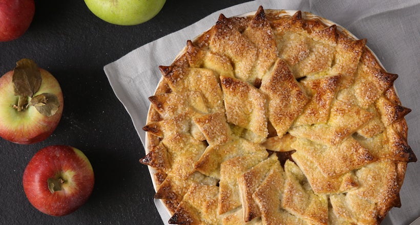 Get our favorite <a href="https://thefeedfeed.com/video/classic-apple-pie-with-a-shingled-crust" target="_blank">Apple Pie Re