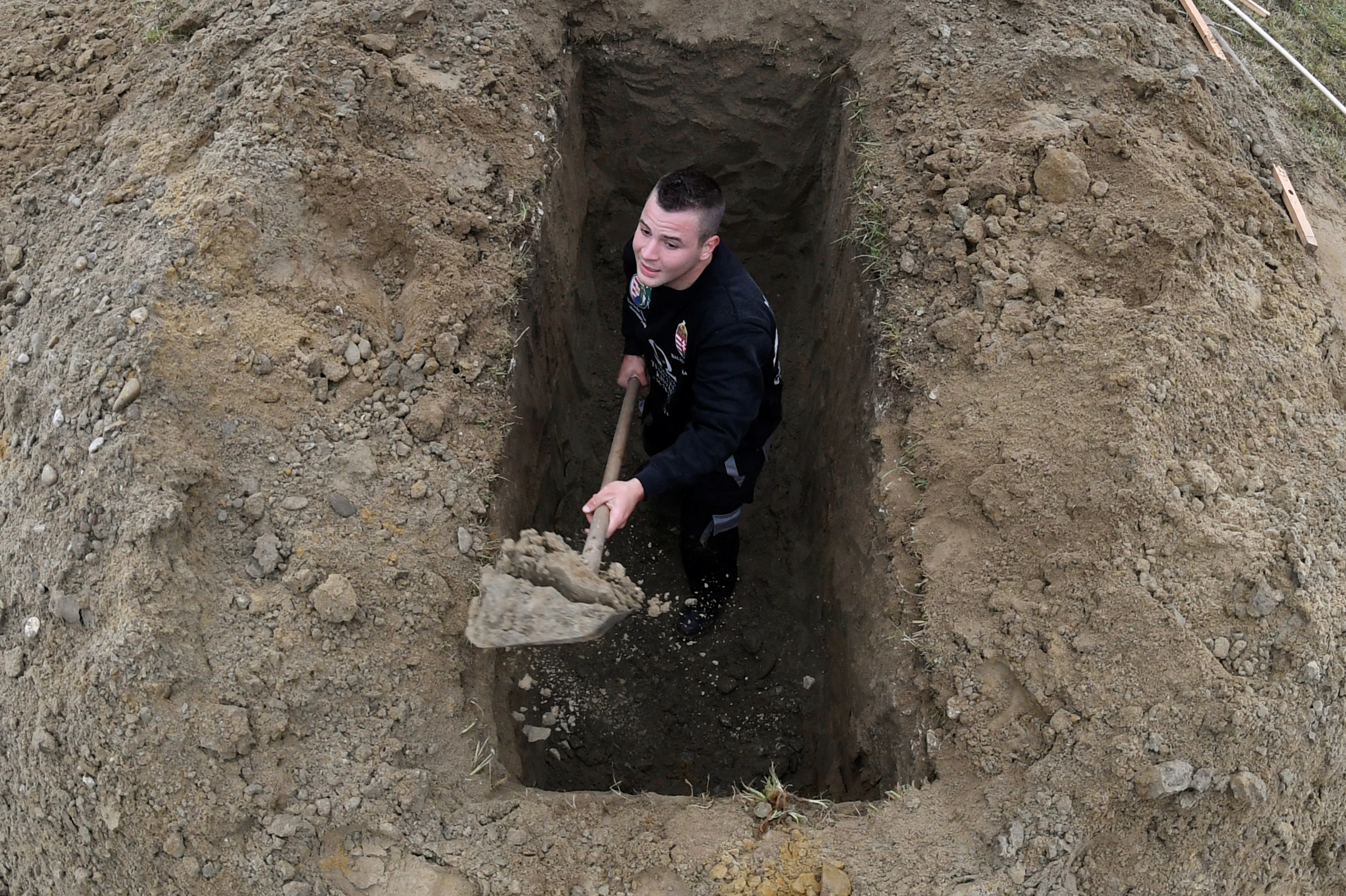 Grave Diggers Get Down And Dirty At International Competition | HuffPost