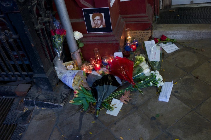 Tributes have been left for Leonard Cohen outside New York's Chelsea Hotel, where he once lived, and wrote a song about the place